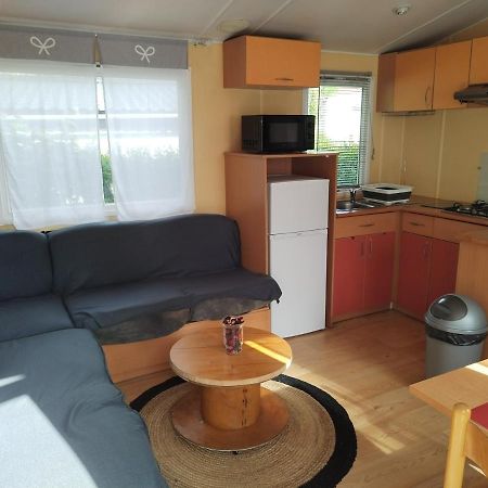 Hermelinghen Mobil-Home Coin De Paradis En Cote D'Opale Sur Terrain Prive Et Sa Caravane מראה חיצוני תמונה
